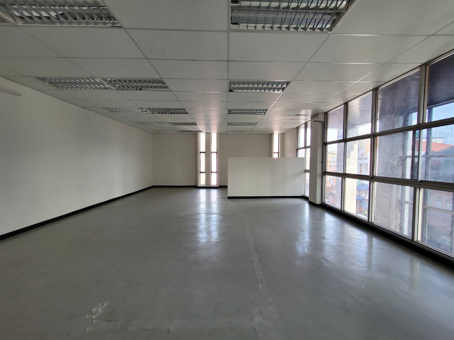 สำนักงาน ทับเที่ยง-ตรัง