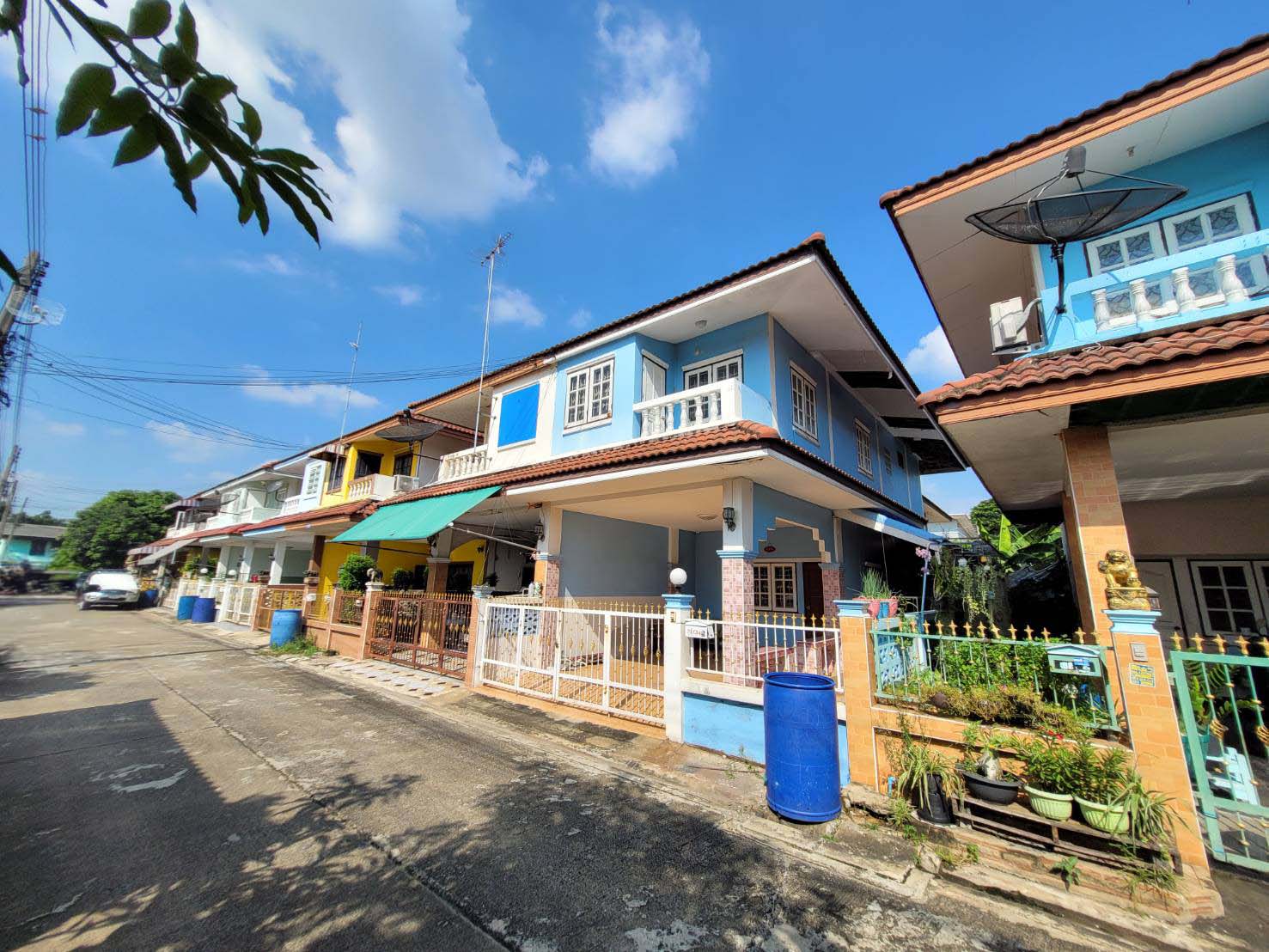 บ้านแฝด สวนเทพประทาน คลองสอง ปทุมธานี