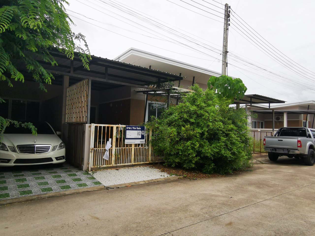 ทาวน์เฮ้าส์ บ้านสวย พารากอน เซ็นทรัล 
