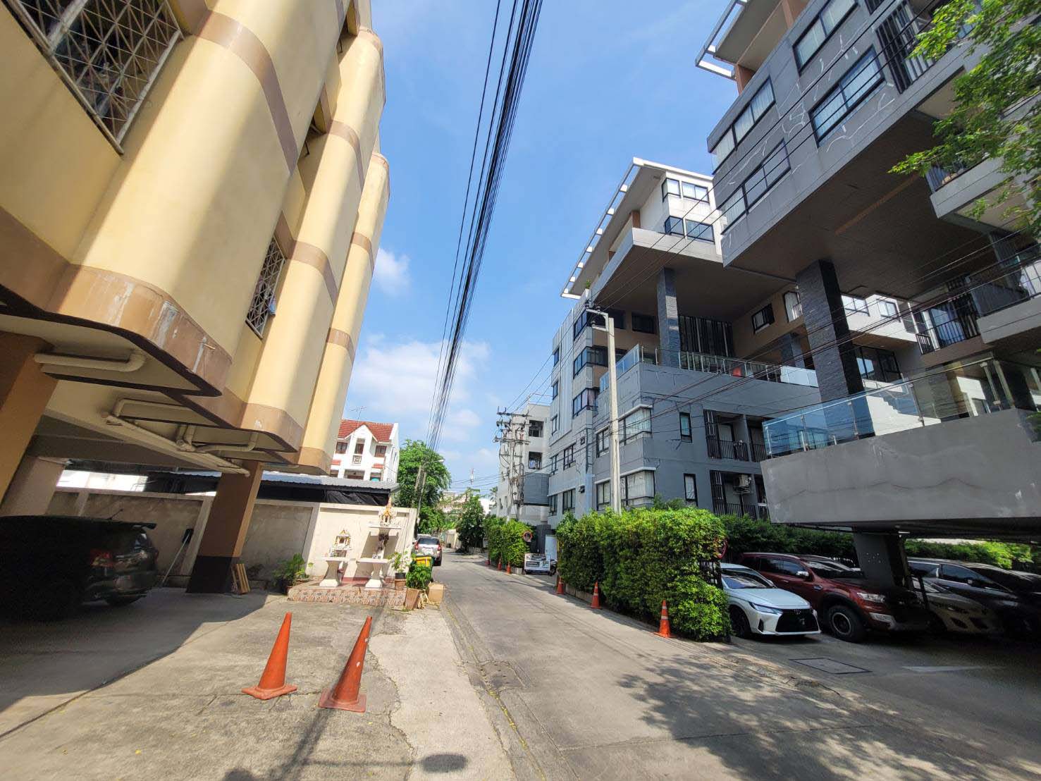 คอนโด เอชทู สตีล คอนโดมิเนียม รามอินทรา 