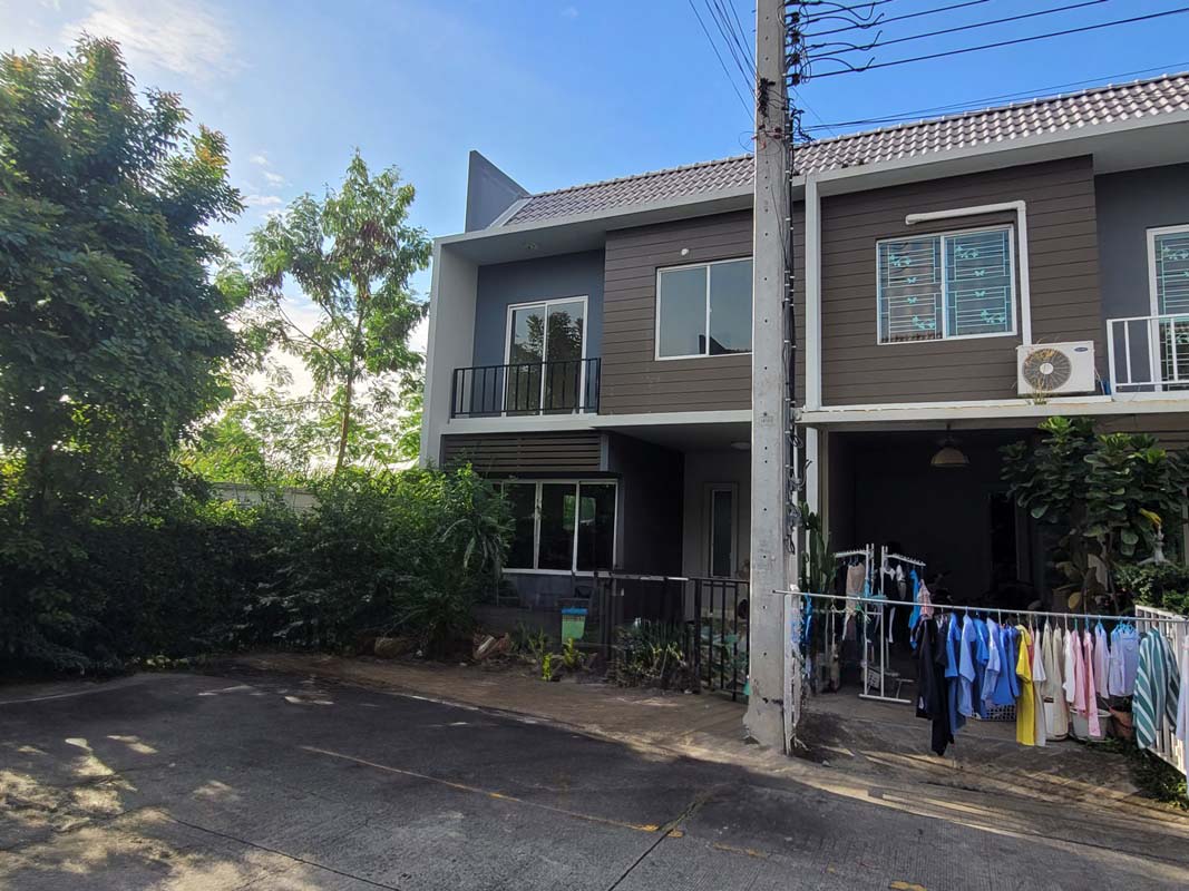 ทาวน์เฮาส์ บางพลีใหญ่ บางพลี สมุทรปราการ