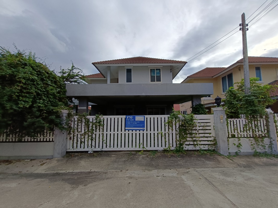 บ้านเดี่ยว ชมพู เมืองลำปาง ลำปาง