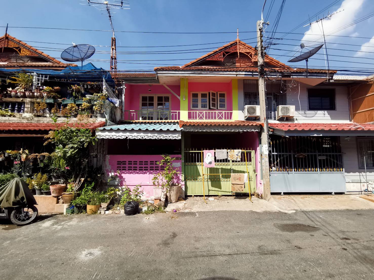 ทาวน์เฮาส์ บางคูรัด บางบัวทอง นนทบุรี