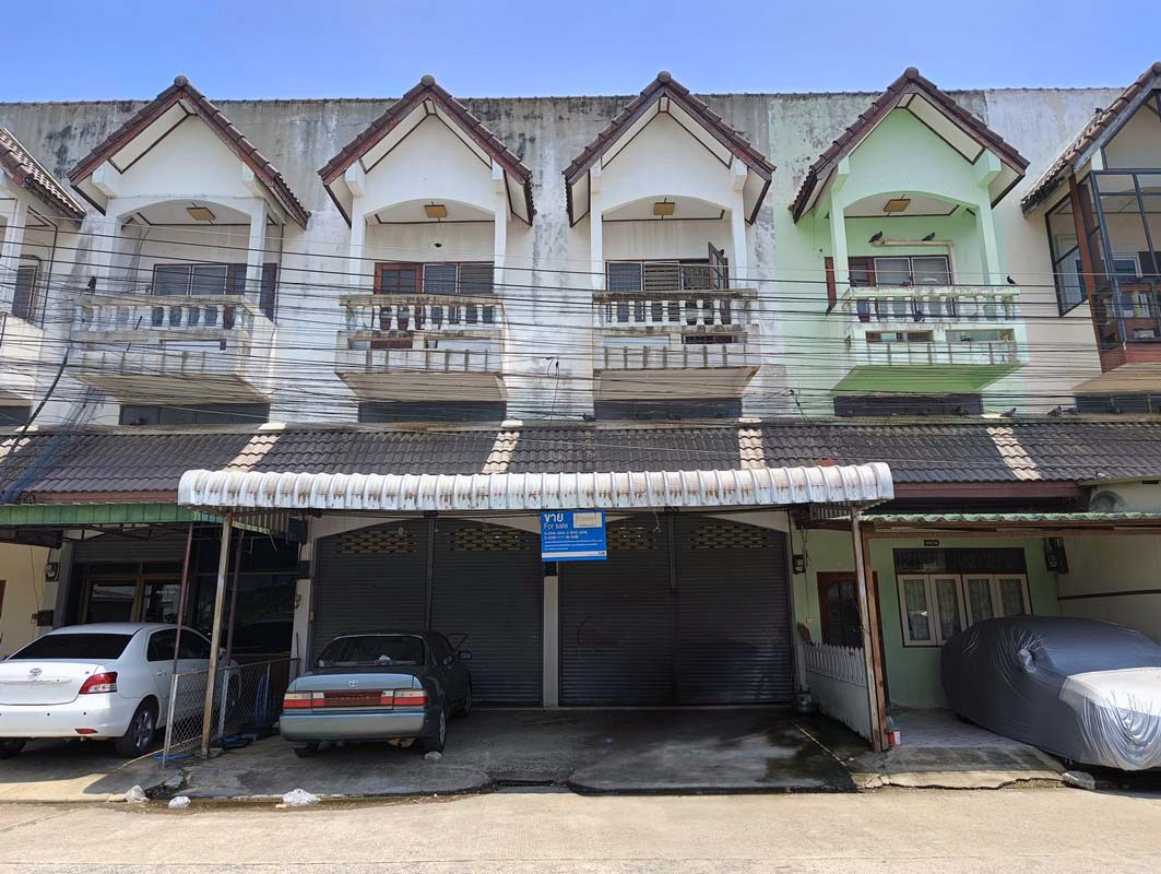อาคารพาณิชย์ นิคมสร้างตนเอง เมืองลพบุรี ลพบุรี
