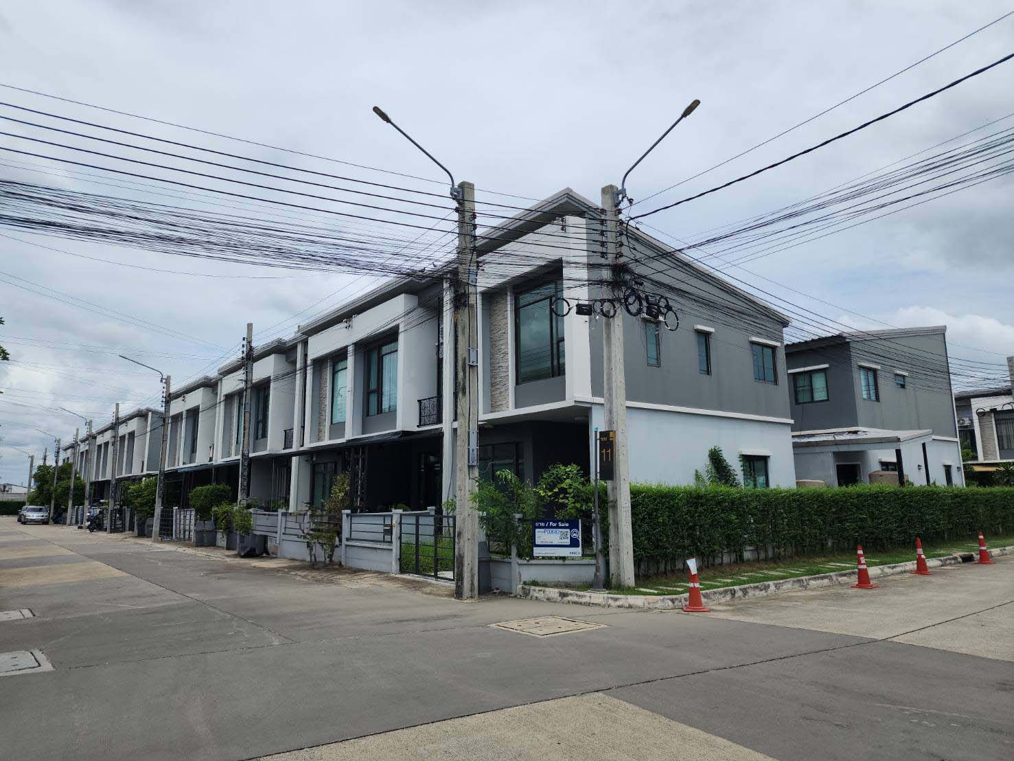 ทาวน์เฮาส์ เสาธงหิน บางใหญ่ นนทบุรี